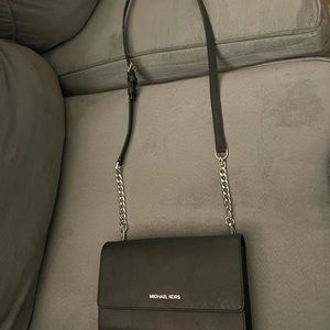 Michael Korea crossbody